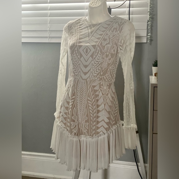 SAINTS & SECRETS - vici dress - Picture 1 of 4